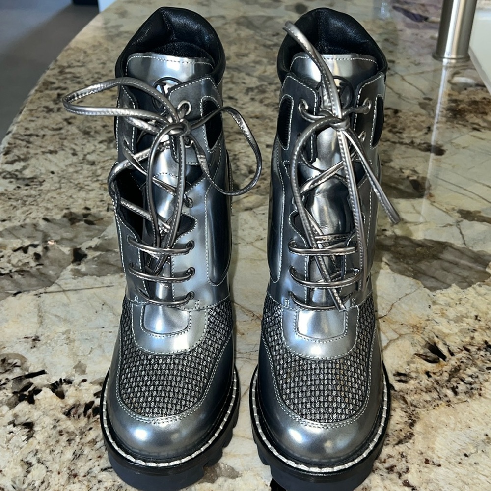 Louis Vuitton Authentic ankle platform boots